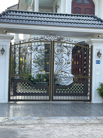 Thiết kế 2 cánh đối xứng, cân đối